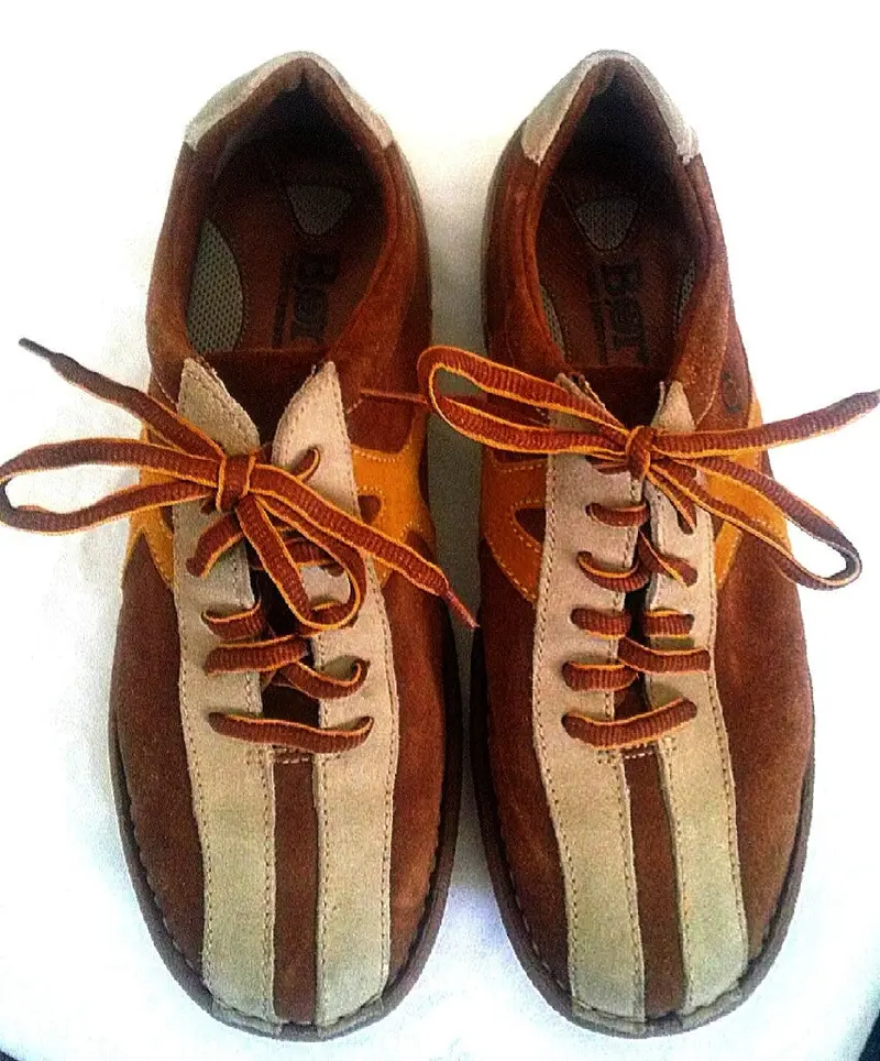 Born- Retro Cognac Suede Fashion Sneakers- Size 8M 1