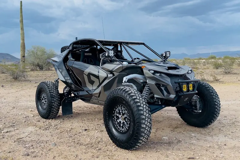 Can-Am Maverick R (2-Seat) Roll Cage 1