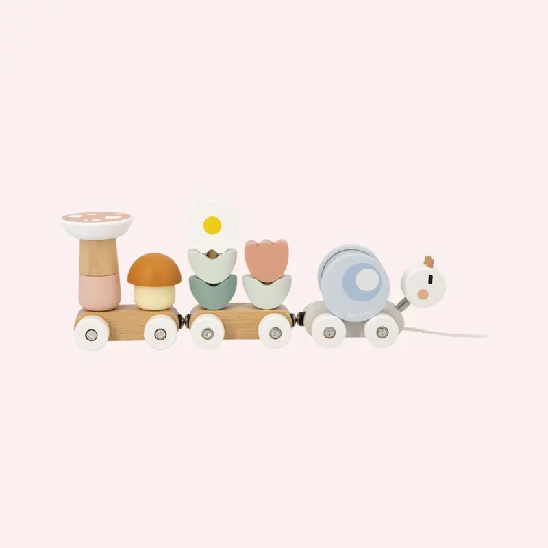 Cocoon Snail Train 1