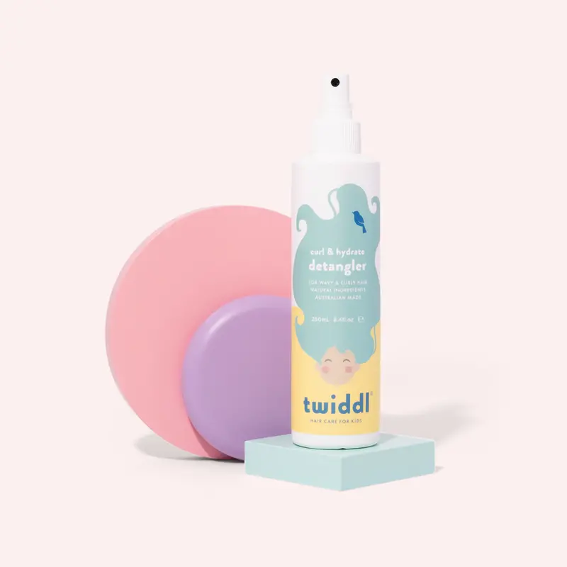 Detangling For Wavy And Curly Hair 1