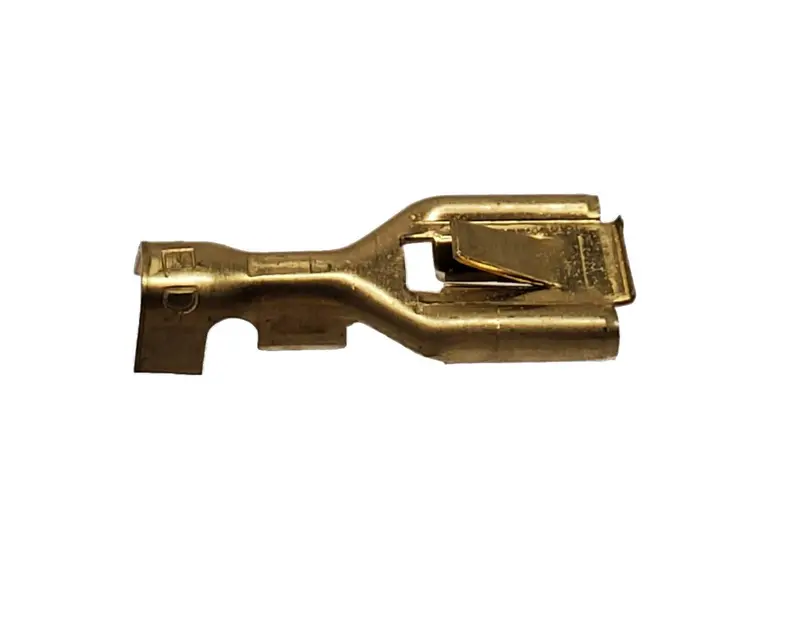 John Deere Original Equipment Elec. Connector Terminal - R65600 1