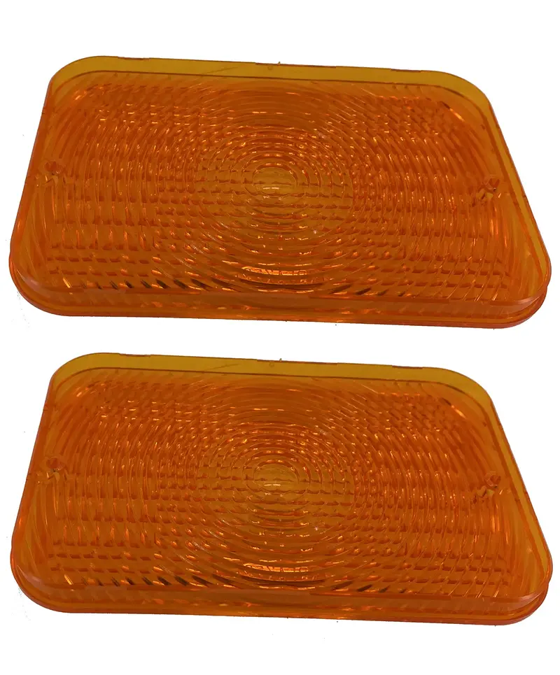 John Deere Original Equipment Lens 2 Pack - Re70020 1