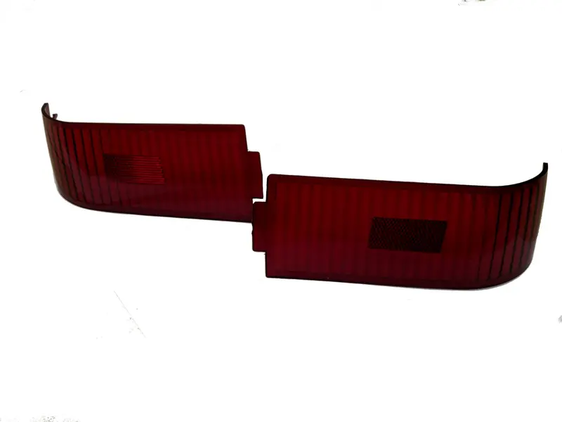 John Deere Original Equipment Rear Tail Light Lens Kit - M116504 M116505 1