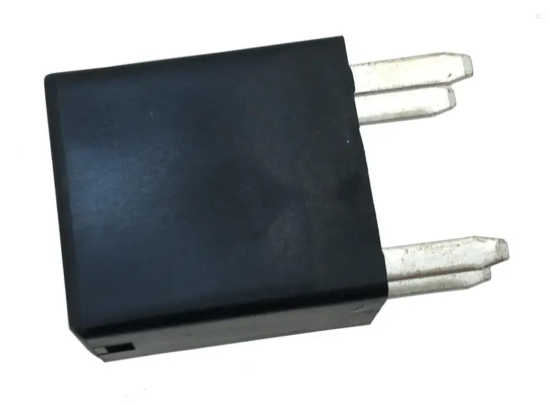 John Deere Original Equipment Relay - M169285 1