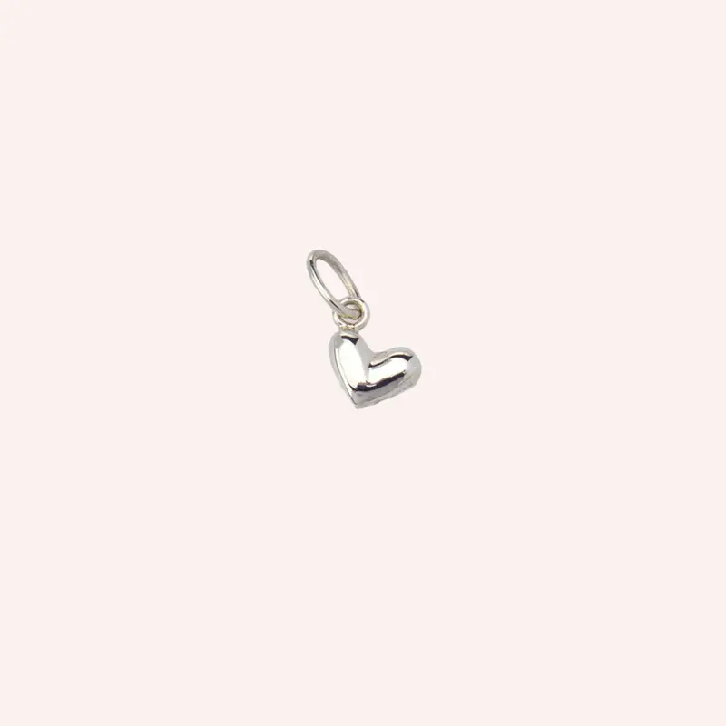 Mini Heart Pendant White Gold 1