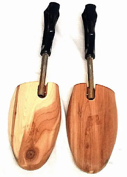 'Travel Trees' Cedar Shoe Keepers- Size L 1