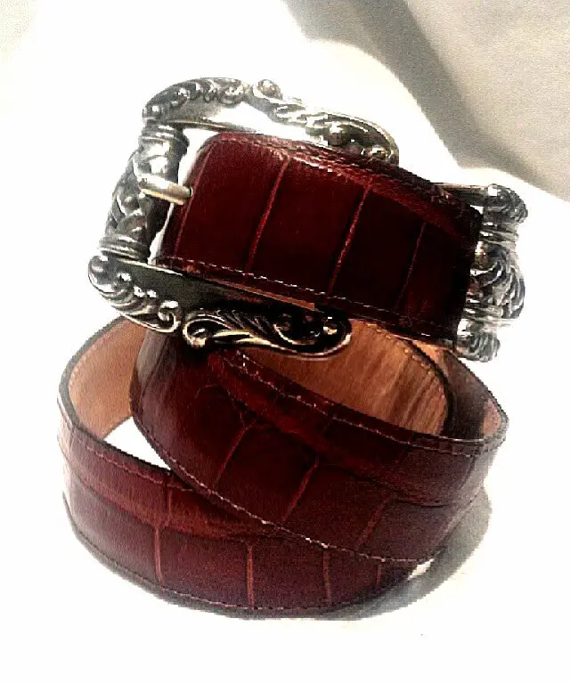 Vintage New Brighton 1995 Brown Embossed Leather Fashion Belt- Size 28 1